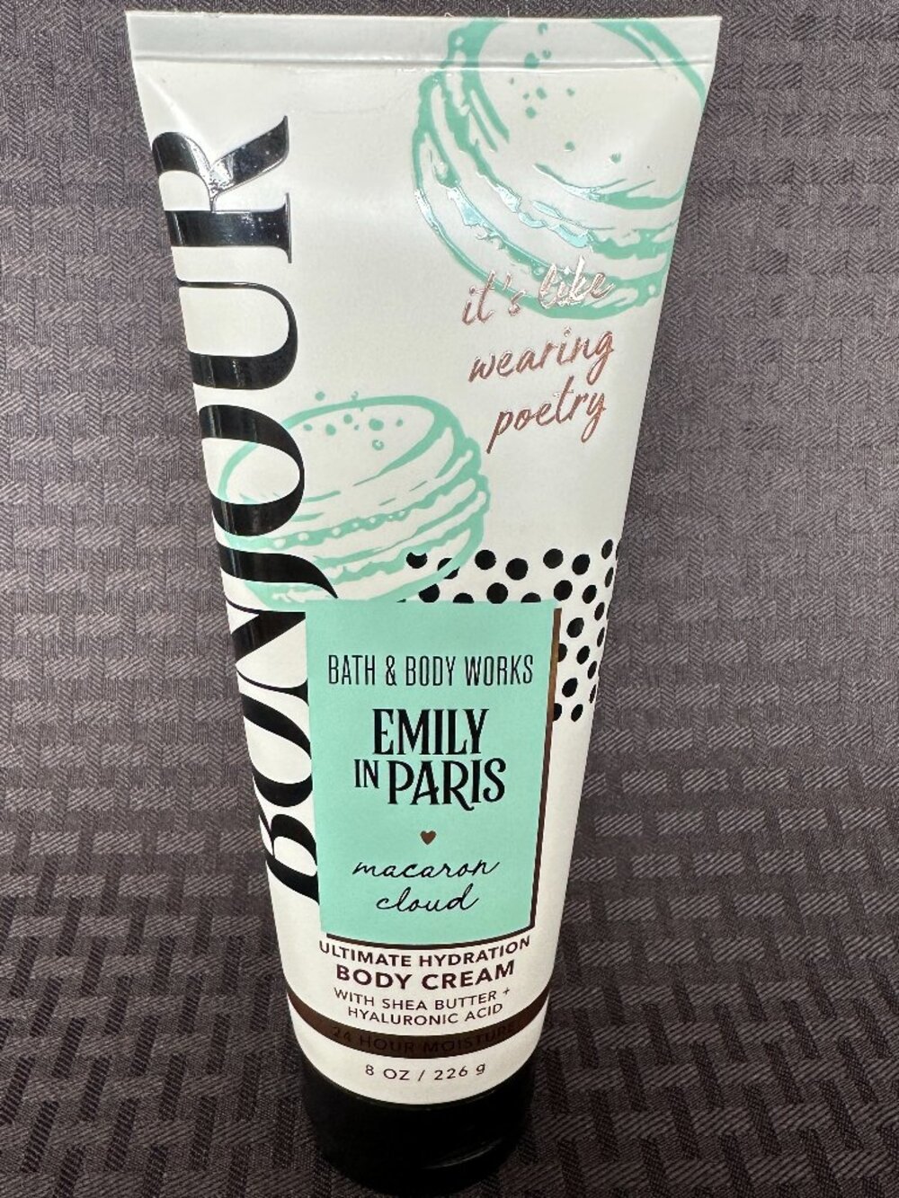 Bath & Body Works Emily in Paris Macaron Cloud Body Cream 8 oz